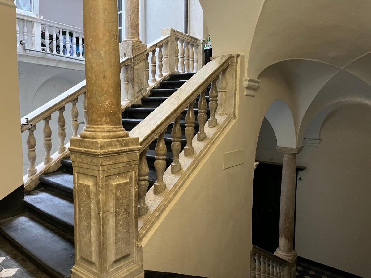 Apartmán Dimora Borsotto Palazzo Storico, Acquario, Porto Antico Janov Exteriér fotografie