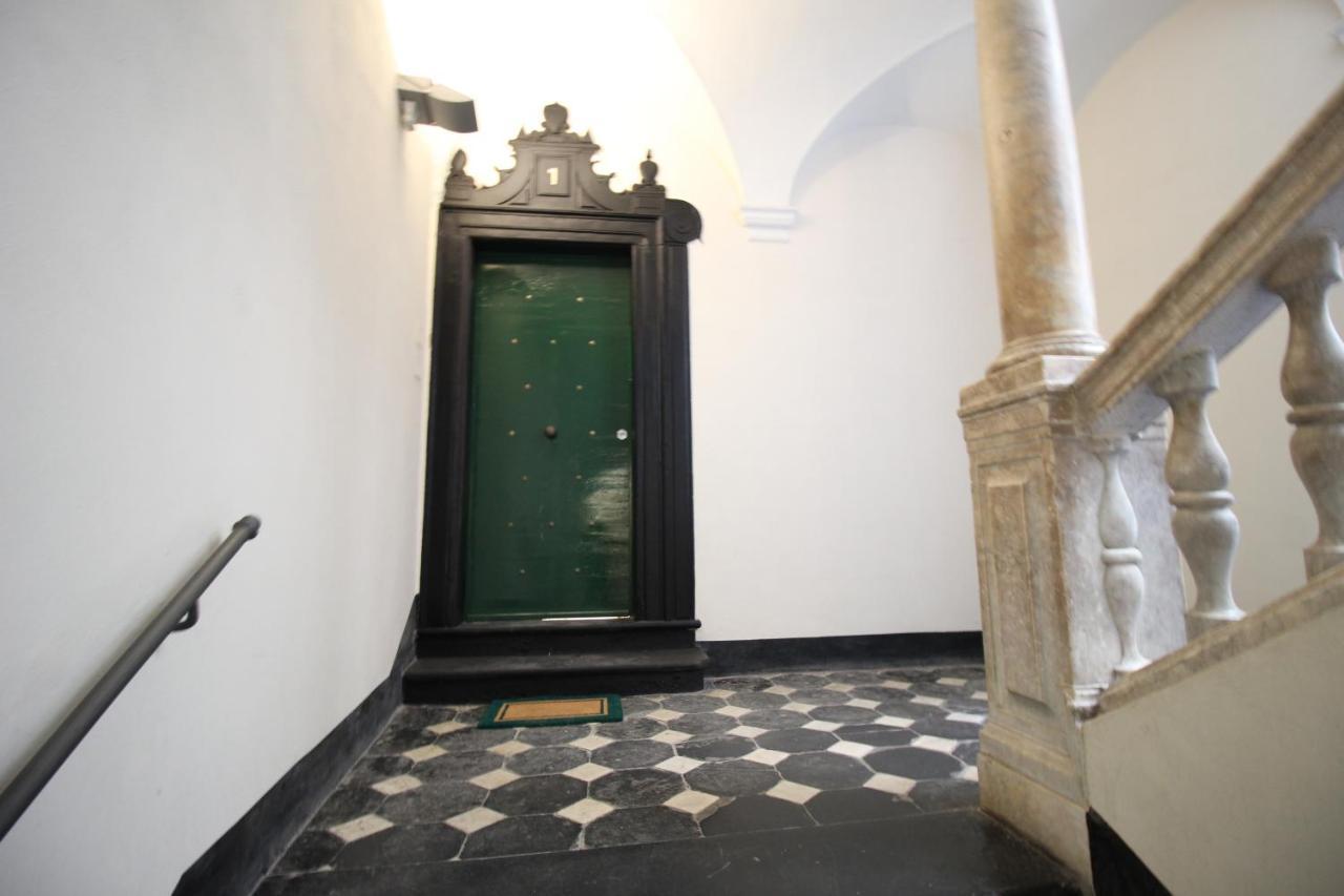 Apartmán Dimora Borsotto Palazzo Storico, Acquario, Porto Antico Janov Exteriér fotografie